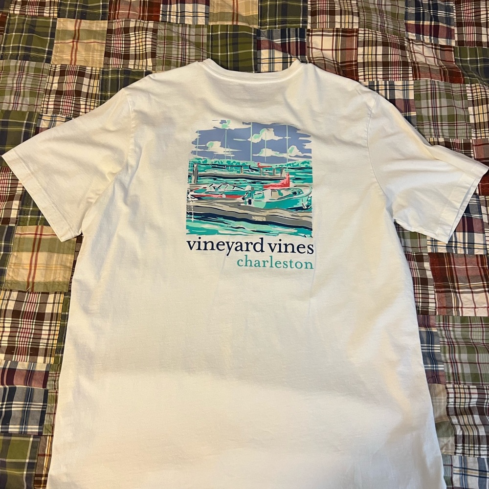 Vineyard Vines Large Charleston White T-shirt